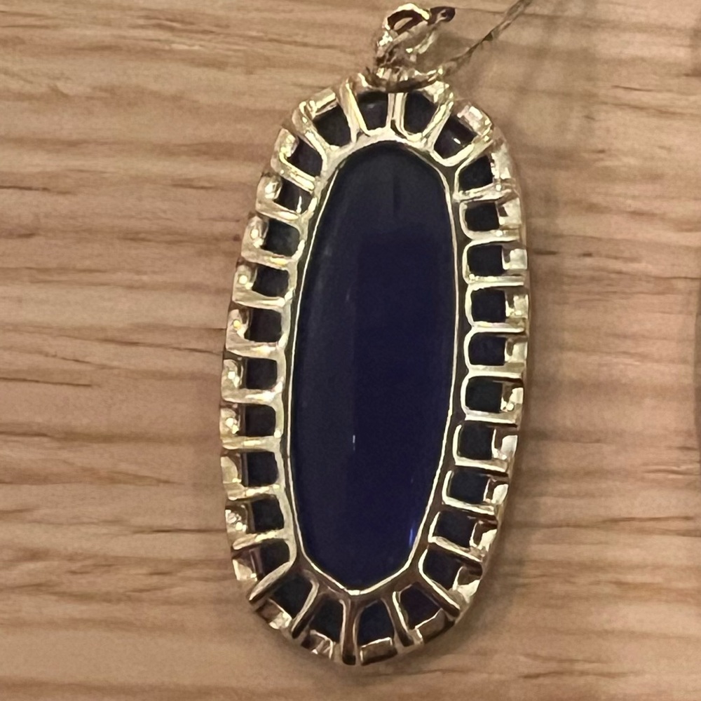 Kendra Scott drop earrings - Picture 2 of 4